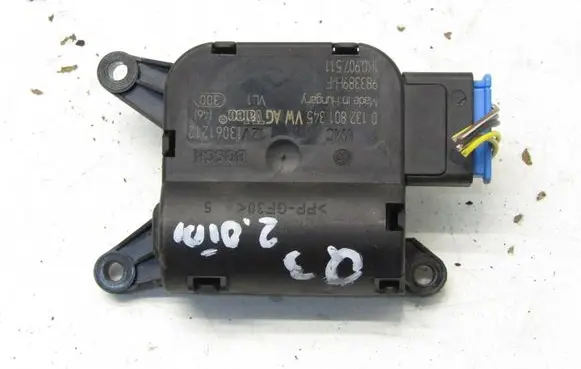 Audi Q3 8U A/C air flow flap actuator/motor 1K0907511