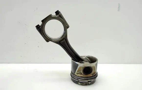 Volkswagen Crafter Piston with connecting rod V400 038J
