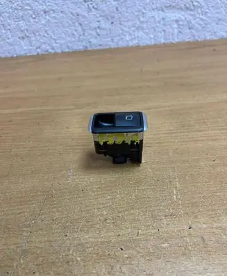 Mercedes-Benz GLE (W166 - C292) Electric window control switch A1668200210 F5849