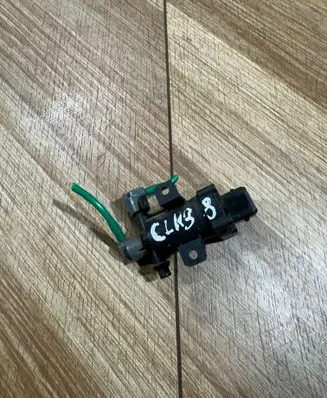 Mercedes-Benz CLK A208 C208 Turbo solenoid valve A2028000178