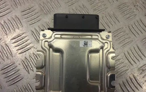Nissan Navara D23 Adblue control unit 237305JK1A