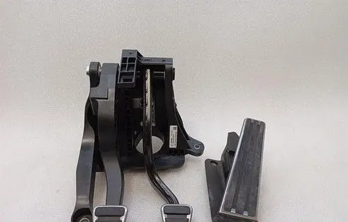 Porsche 718 Cayman 982 982c Accelerator throttle pedal 99142301031