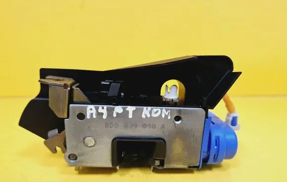 Audi A4 S4 B5 8D Rear door lock 8D0839016A
