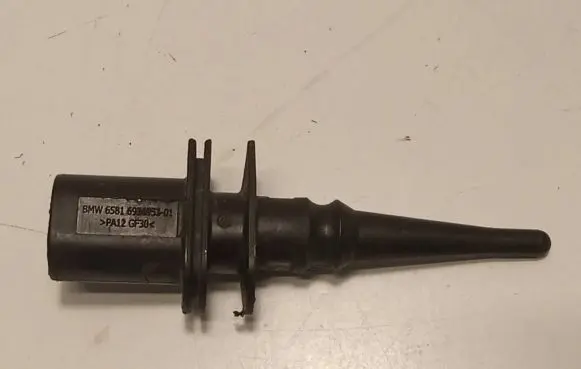 BMW 5 G30 G31 G38 Outside/exterior temperature sensor 6936953