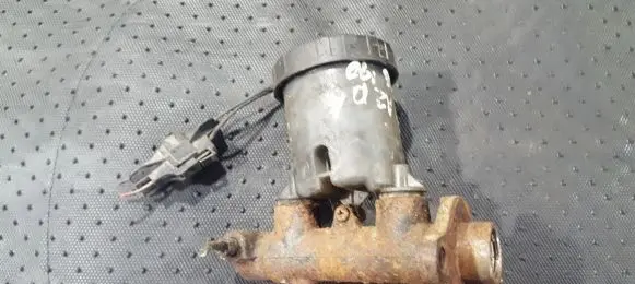 Mazda 626 Master brake cylinder