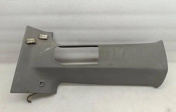 Volkswagen Multivan T4 (B) pillar trim (top) 705867239