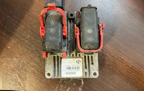 Fiat Punto (199) Engine control unit/module 51784957
