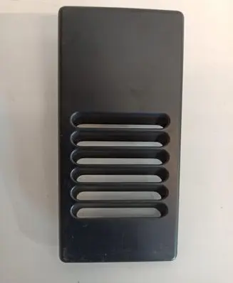 Rear air vent grill
