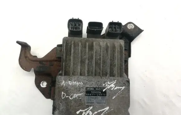 Toyota Avensis T250 Injection control unit/module 8987120070