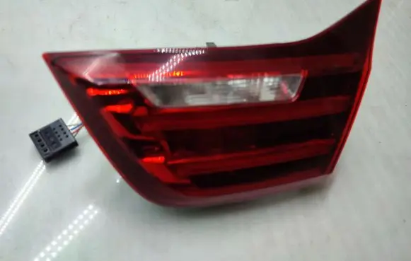 BMW 4 F36 Gran coupe Tailgate rear/tail lights 7296102