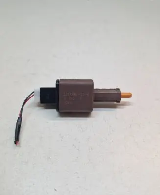 Tesla Model Y Brake pedal sensor switch 104468100B 3285