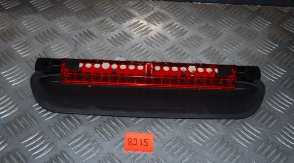 BMW 3 E90 E91 Third/center stoplight 6946616