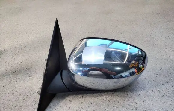 Chrysler 300 - 300C Front door electric wing mirror 