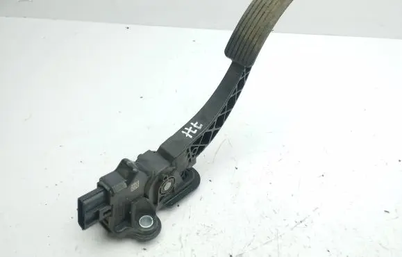 Peugeot 4007 Accelerator throttle pedal 49499639194