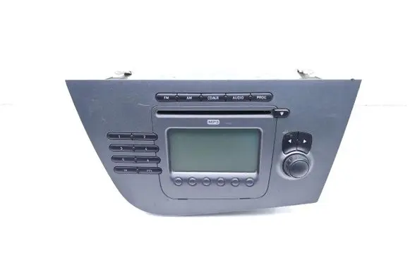 Seat Leon (1P) Radio/CD/DVD/GPS head unit 1P2035186A 7646547366