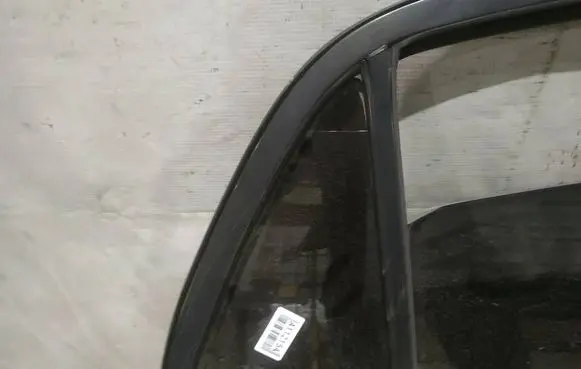 Toyota Corolla E120 E130 Rear vent window glass AS2