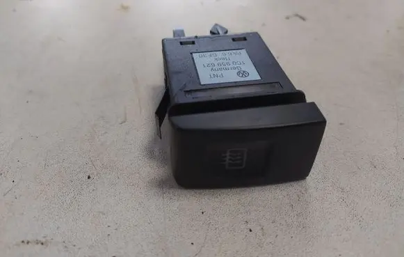 Volkswagen New Beetle Windscreen/window heater switch 1C0959621