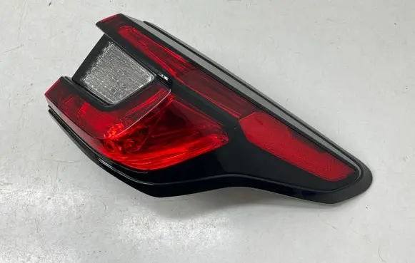 Subaru Crosstrek III Rear/tail lights 84953FN00A E021969991 84201FN00B