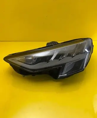 Audi A3 8Y Headlight/headlamp 8Y0941011