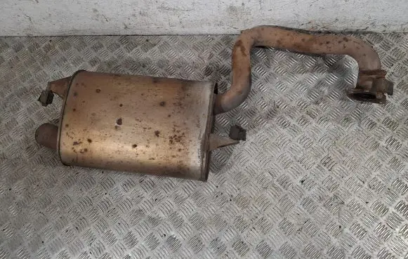 Toyota Avensis T250 Rear muffler/silencer tail pipe 174300R010 10R01