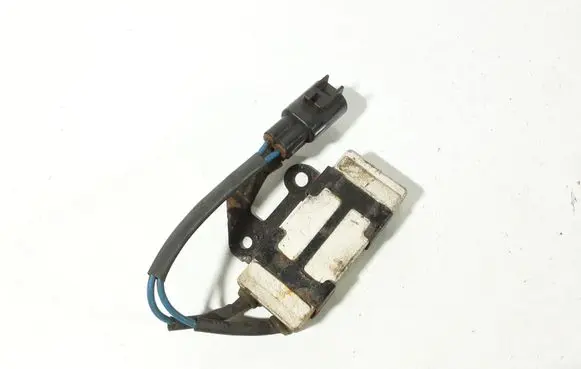 Toyota Avensis T250 Coolant fan relay 2468103560