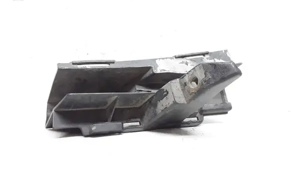 Mercedes-Benz E W212 Front bumper mounting bracket A2128852365