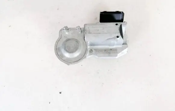 Steering wheel lock