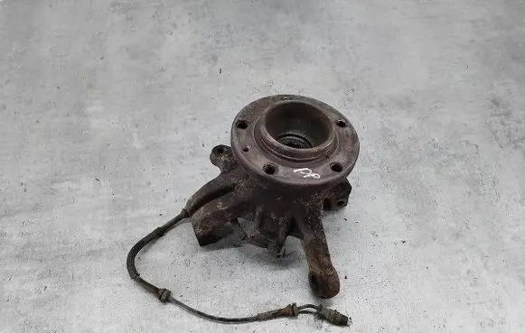 Opel Movano A Front wheel hub spindle knuckle