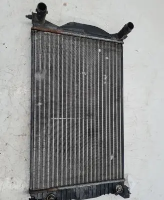 Audi A4 S4 B6 8E 8H Coolant radiator