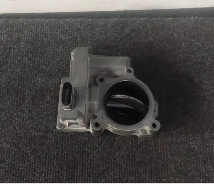 Volkswagen Tiguan Throttle valve A2C53104475 03C128063A 110110173915