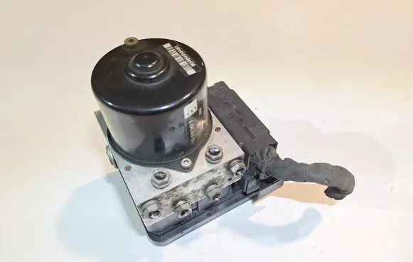 Volkswagen Golf Plus ABS Pump 1K0907379AA 00005305G1 10096003603