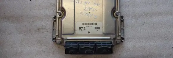 Mitsubishi Space Star Engine control unit/module 0281010438 8200058052