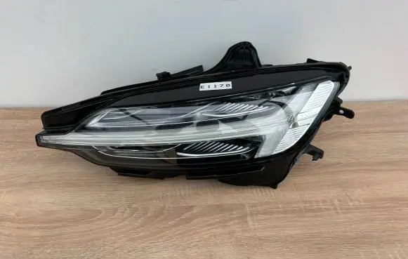 Volvo S60 Headlight/headlamp 3228815