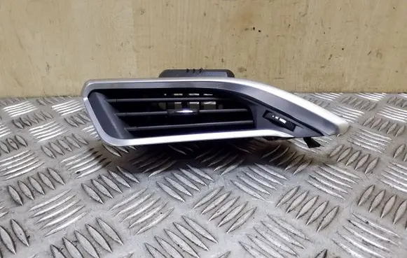 Peugeot 208 Dashboard side air vent grill/cover trim 9633131777