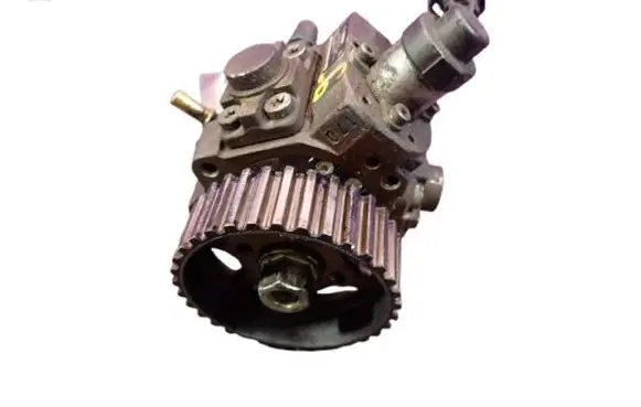 Mazda 3 I Fuel injection high pressure pump