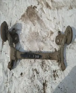 Volkswagen Polo IV 9N3 Rear subframe 