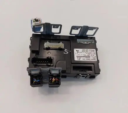 Nissan Leaf II (ZE1) Comfort/convenience module 284B15SJ1B
