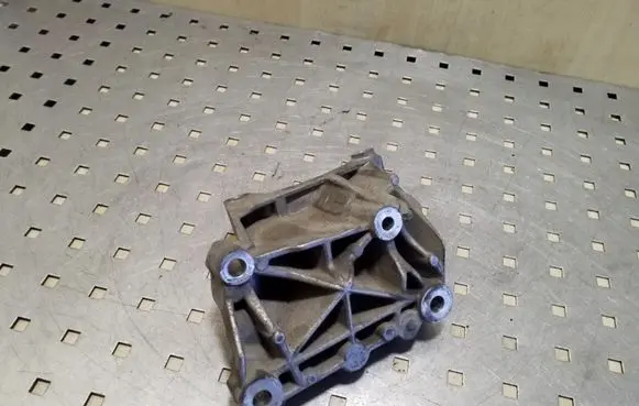 Peugeot 508 Fuel filter bracket/mount holder 9656597780