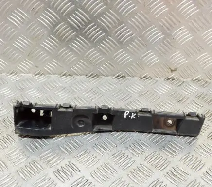 Ford Mustang VI Front bumper mounting bracket FR3B16C067AC