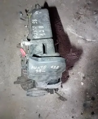 Fiat Punto (176) Engine