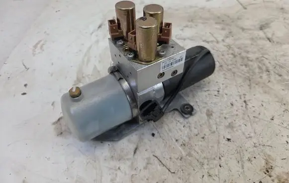 Saab 9-3 Ver2 Convertible roof main ram cylinder 12211070000