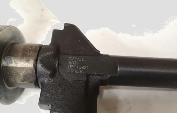 Mazda 6 Fuel injector 13H50A