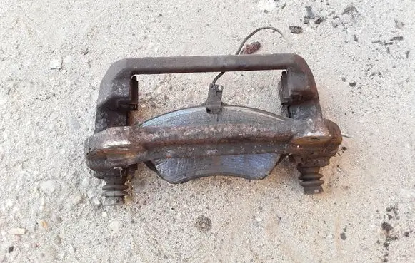 Peugeot 407 Front Brake Caliper Pad/Carrier NOCODE