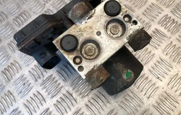 Mazda 6 ABS Pump GJ6E437A0 2618E0066