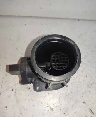 Volkswagen Golf V Mass air flow meter 038906461B