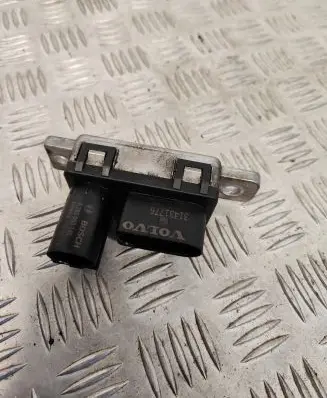 Volvo V40 Glow plug pre-heat relay 31431776