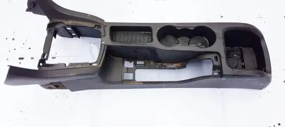 Ford Focus Cup holder 4M5XA04584A 4M5X-A04584-A