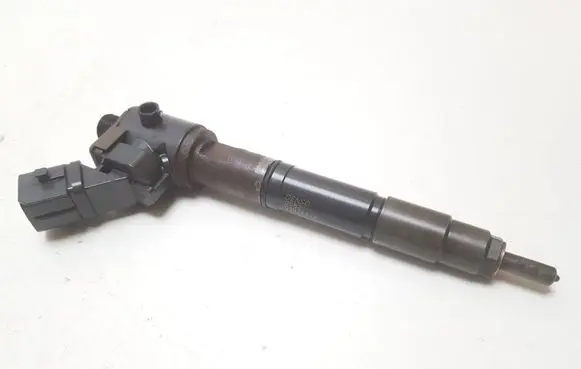 Volvo V40 Fuel injector VEA132370010AAB