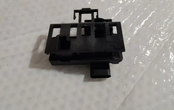 Volkswagen Golf VII Fuel level sensor 8K0906651C