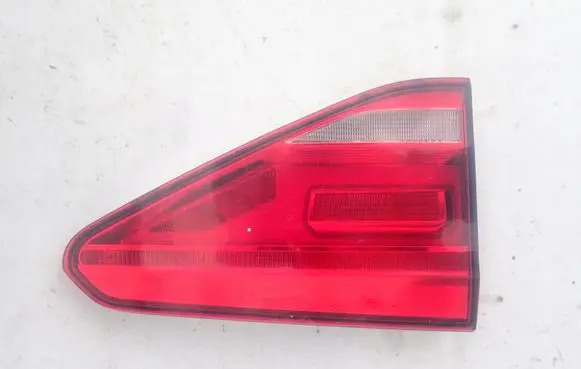 Volkswagen Touran III Tailgate rear/tail lights